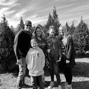 Meet your Posher, Dara